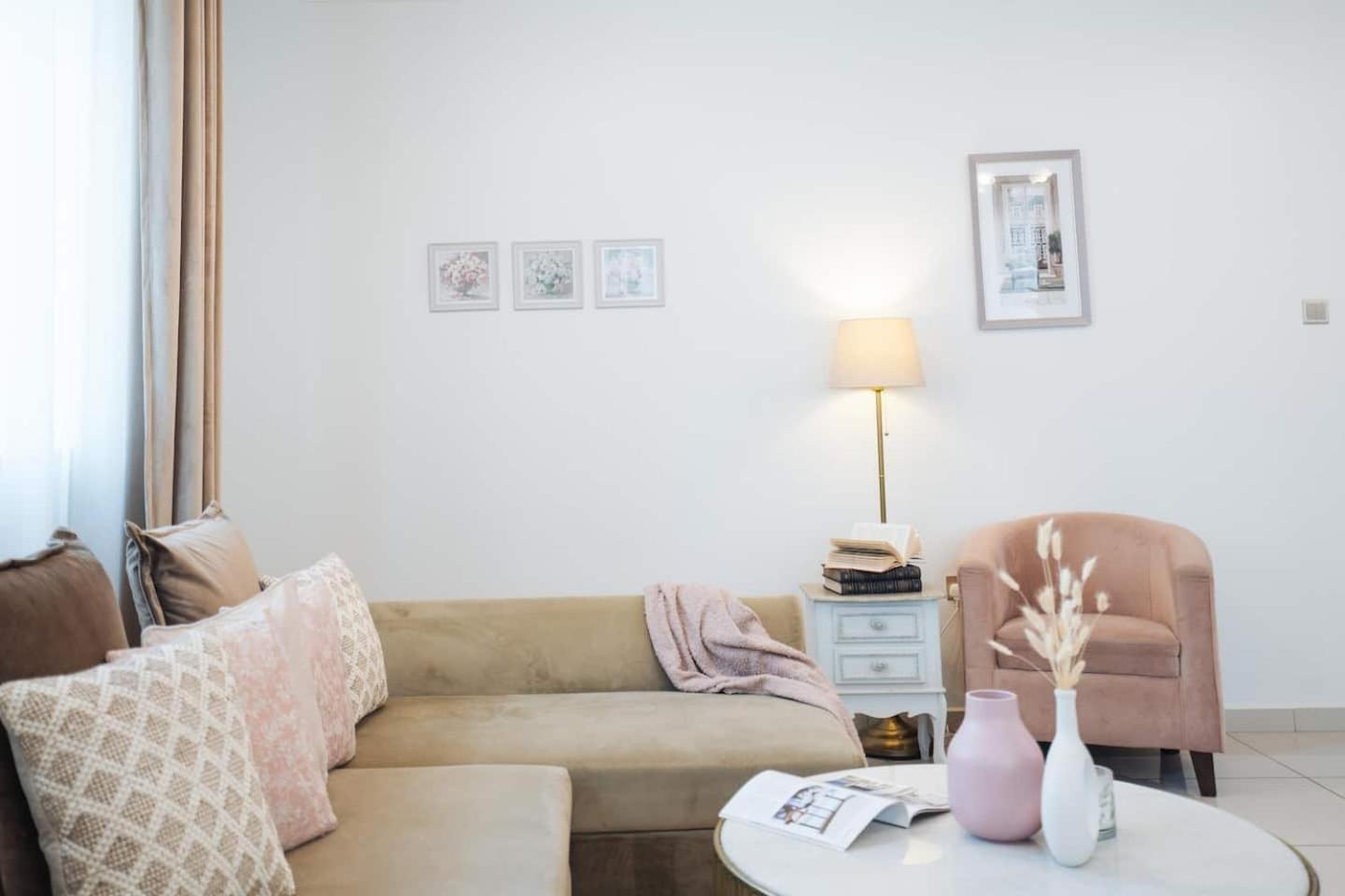 Charming Warm Suite With Amazing Views Of The City Dubaj Zewnętrze zdjęcie