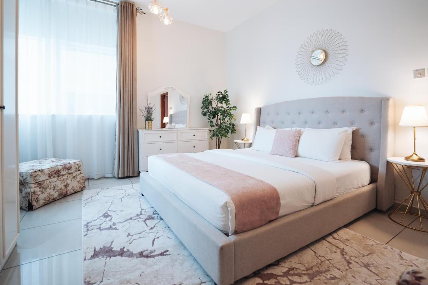 Charming Warm Suite With Amazing Views Of The City Dubaj Zewnętrze zdjęcie
